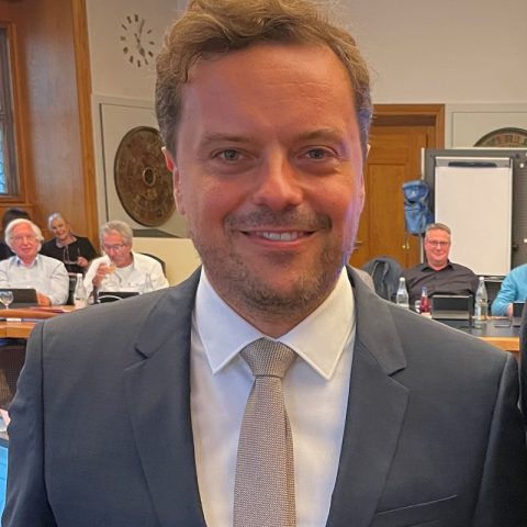 Hugo Adler aus dem Gemeinderat verabschiedet Daniel Denzler rückt